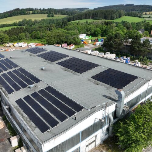 Solar-Großanlage bei der Kreislaufwirtschaft Kühl in Annaberg-Buchholz